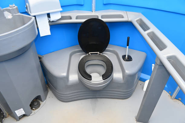 Best Porta potty rental near me  in Broadmoor, CA
